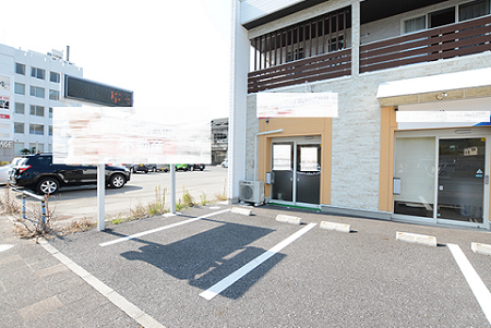 【平童子町4-12 綿昭テナント 賃貸テナント】平中心部!135,000円+消費税/月